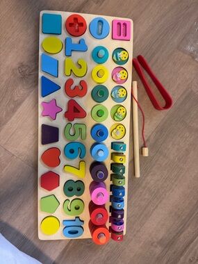 Wooden Number & Shape Sorting Board - Multicolor Educational Toy